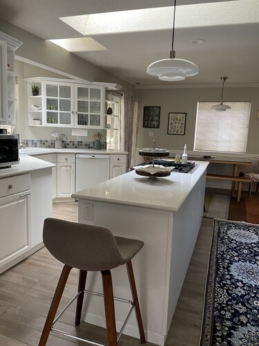 A Woodland Cottage in suburban Portland