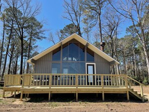 Exterior - D'arbonne Nest Rentals: The Eagles Nest Cabin (Union Parish)