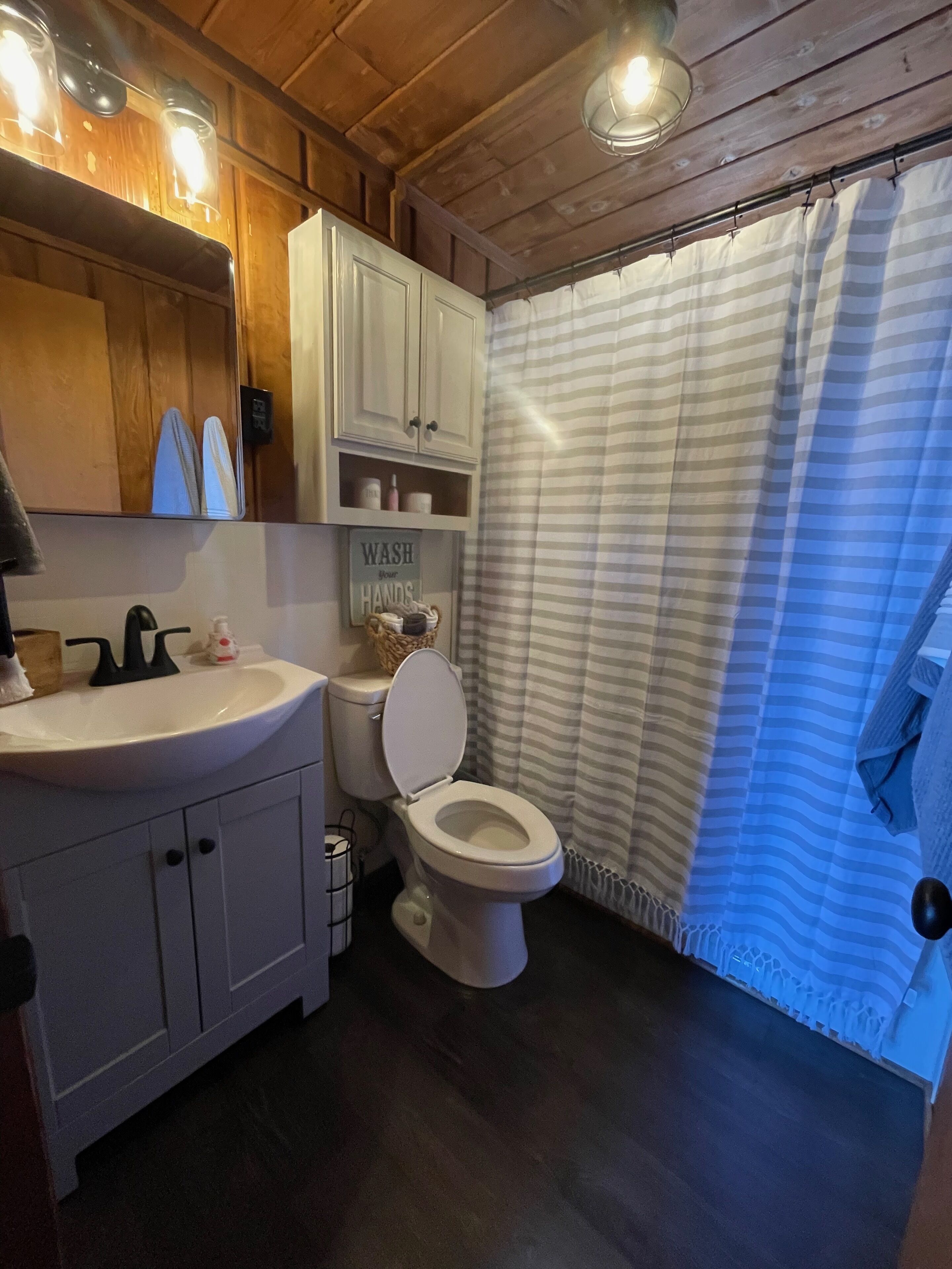 D'arbonne Nest Rentals: The Eagles Nest Cabin