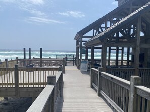 Property grounds - Private Beach, Patio, 33 Topaz Emerald Shores (Miramar Beach)
