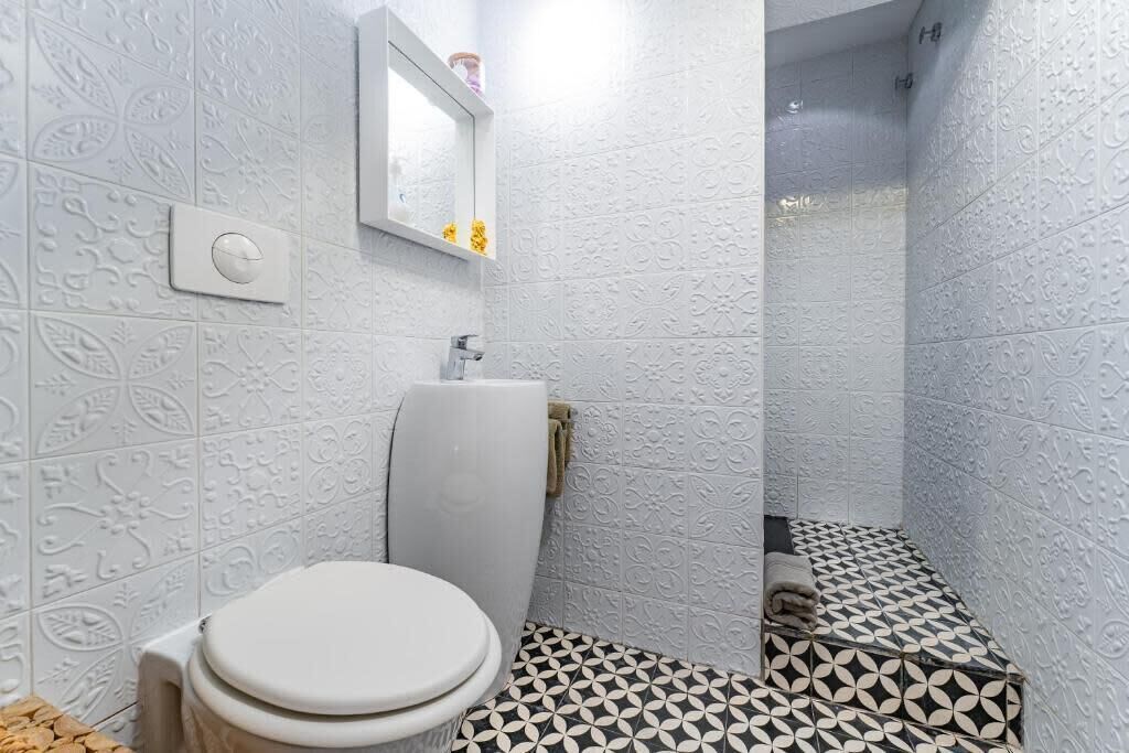 Douche, serviettes fournies