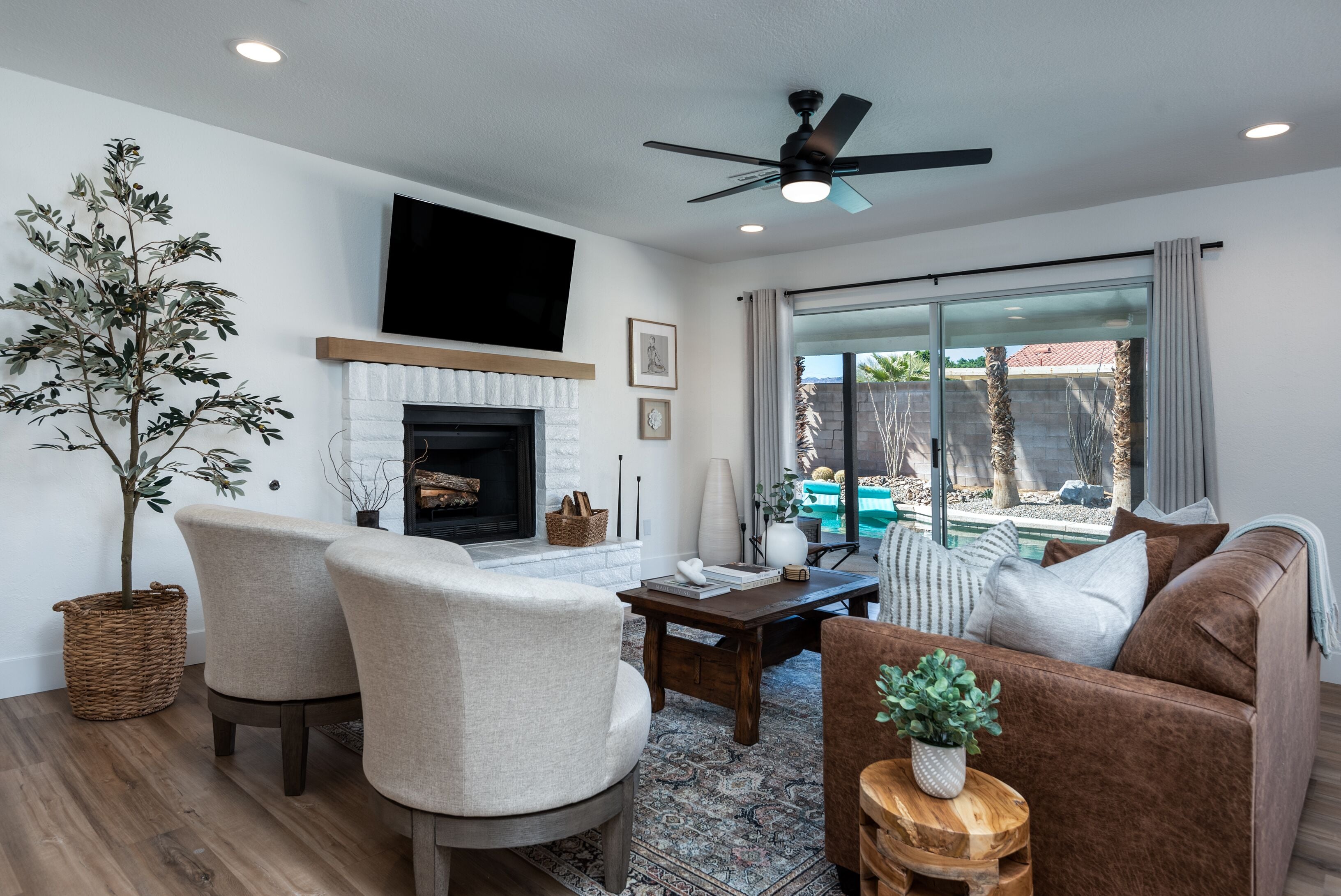 Get Cozee at Bermuda Dunes Pool/Spa RVC-1088