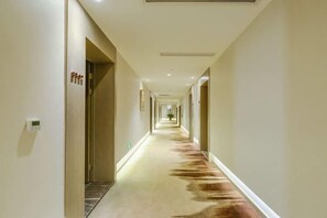 Interior - Saint Hotel (Chongqing)