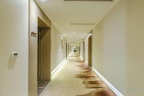 Unclassified image, 2 of 66, button - Saint Hotel (Chongqing)