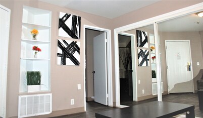 Rancho San Diego Inn & Suites