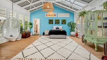 3 bedrooms, desk, free WiFi