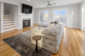 Smart TV, fireplace, table football