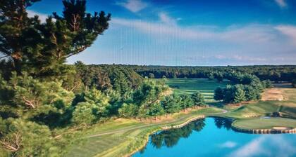 1 Bedroom Deluxe Suite- Golf/Lake/Beach/Pool