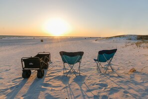 Beach nearby, beach towels