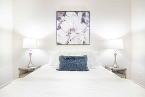 3 chambres, fer et planche à repasser, lit de bébé portatif, Wi-Fi