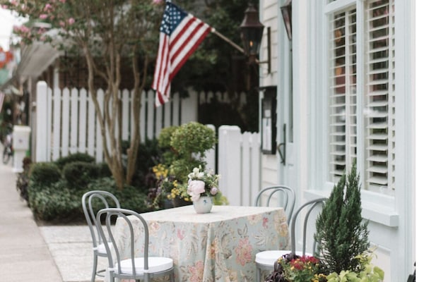 Post House Restaurant off Pitt st. Bike or golf cart there from house.