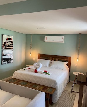 In-room safe, free WiFi, wheelchair access