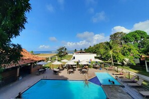 Alberca al aire libre 