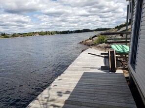 Property grounds - Fabulous New Georgian Bay Cottage on the water! (Byng Inlet)
