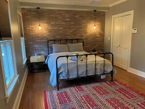 4 chambres, fer et planche à repasser, Wi-Fi gratuit, draps fournis