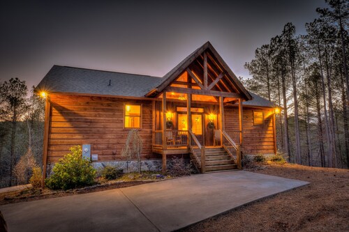 ⛰Blue Ridge Luxury Cabin★Sunset★View★Hot Tub★Games