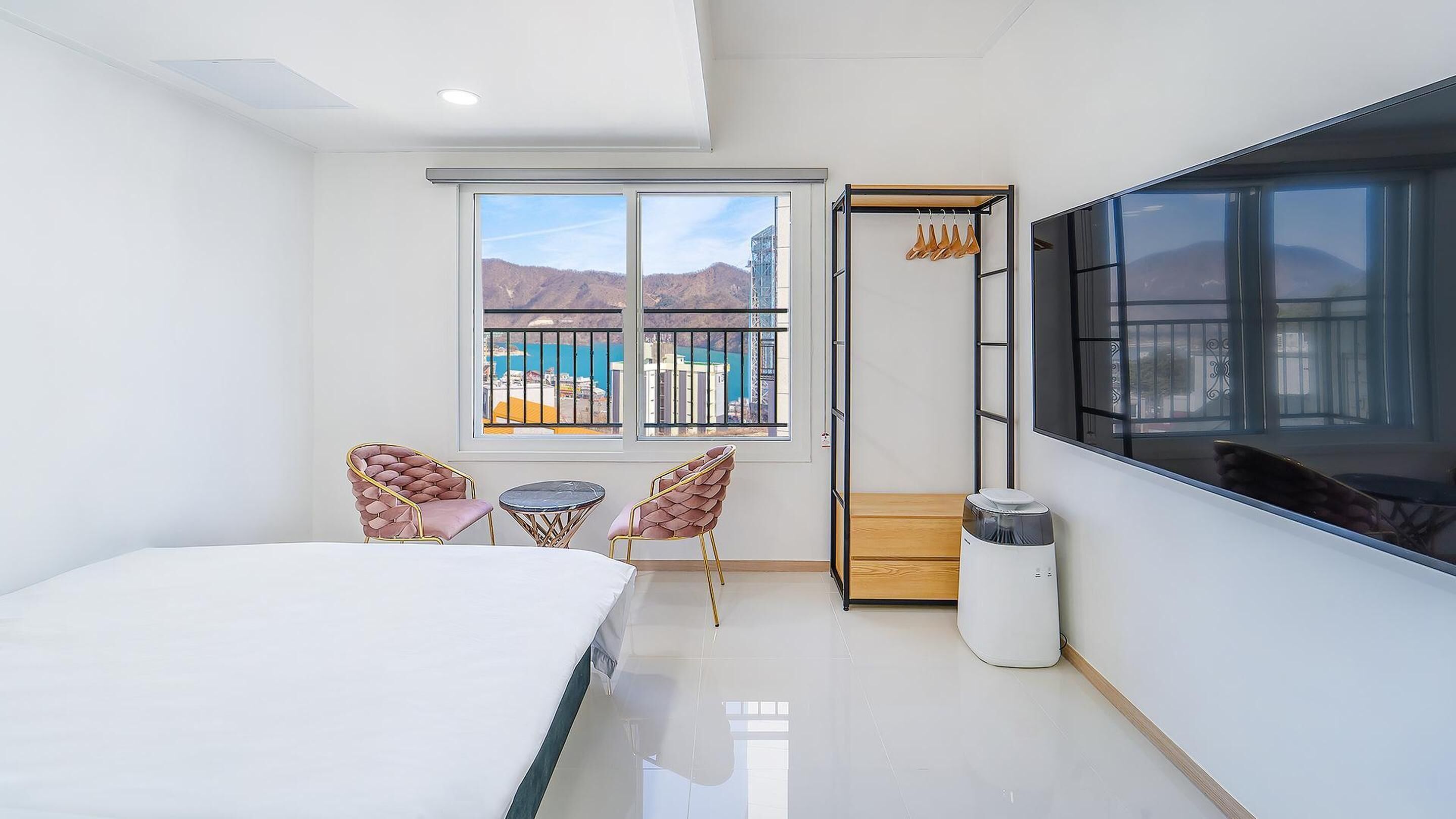 Camera Basic, 1 camera da letto (202 (River view,Netflix)) | 1 camera, Wi-Fi gratuito