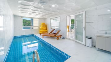 Basic Room, 1 Bedroom (301 (River view/Poolvilla/Netflix))