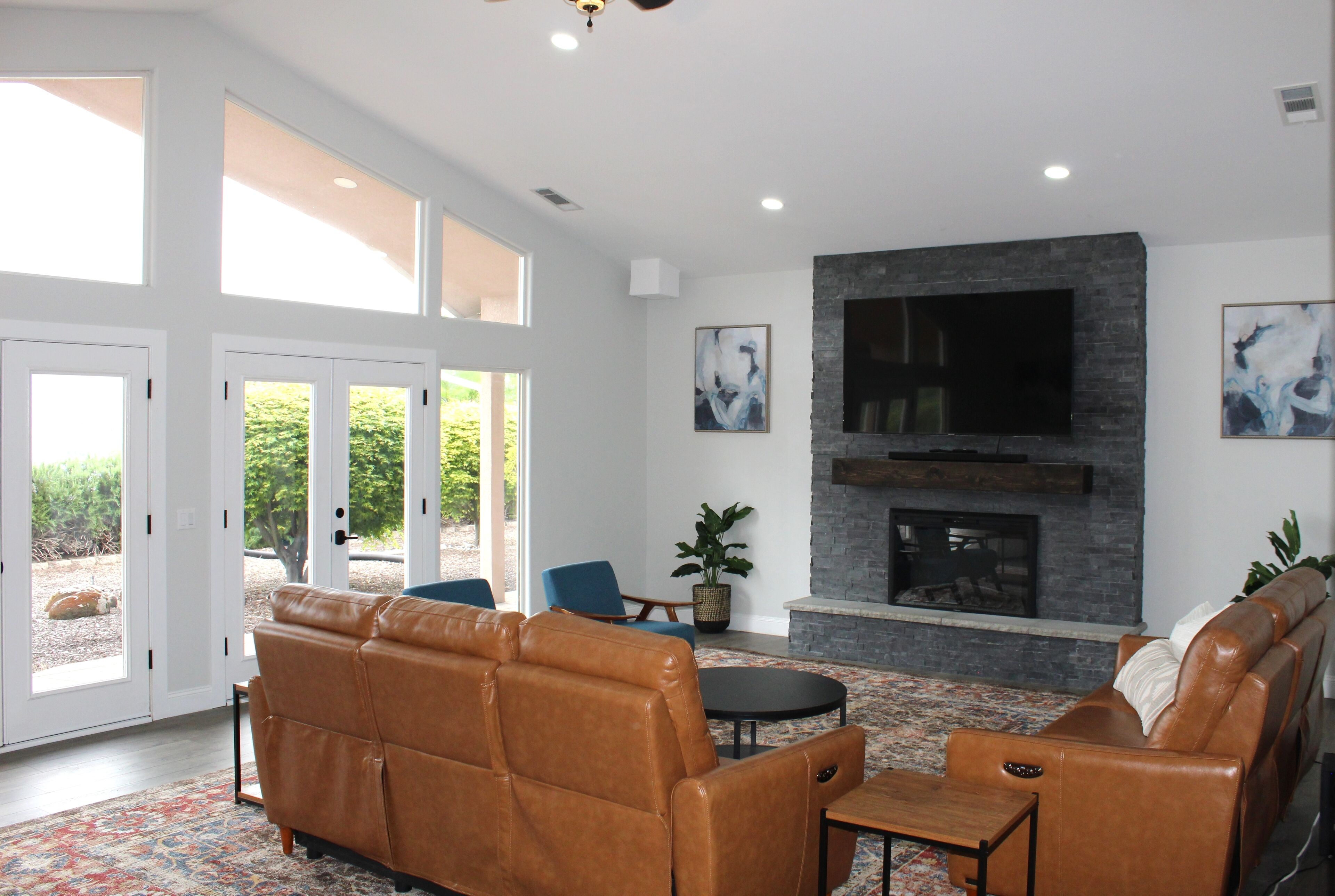 Yosemite Oak Springs Retreat with Pool