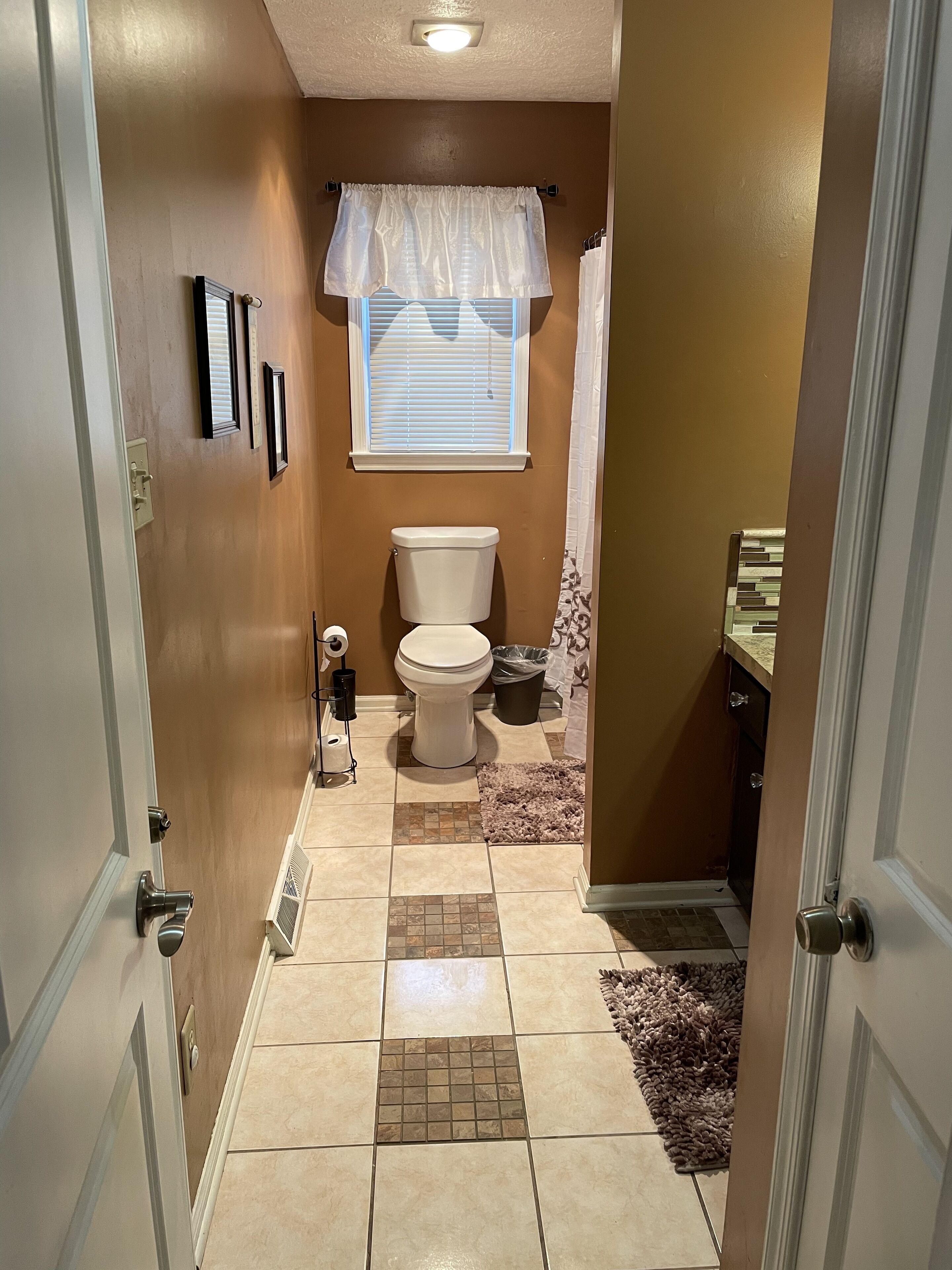 Modern Farm house in the city