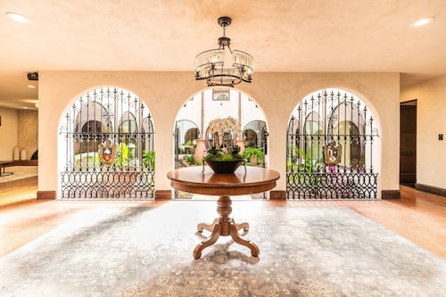 As seen on Netflix - Luxury Home - The Cobra Kai Mansion | 8500 Sq.ft. | Commercial Kitchen | Pool