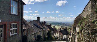 Jasmine Cottage- one bed apartment in one of the oldest cottages in the village.