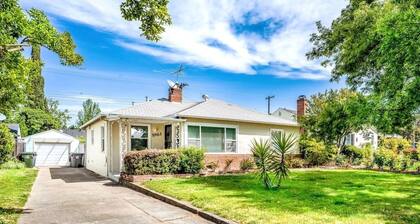 Ultimate East Sacramento Haven-Ideal Location
