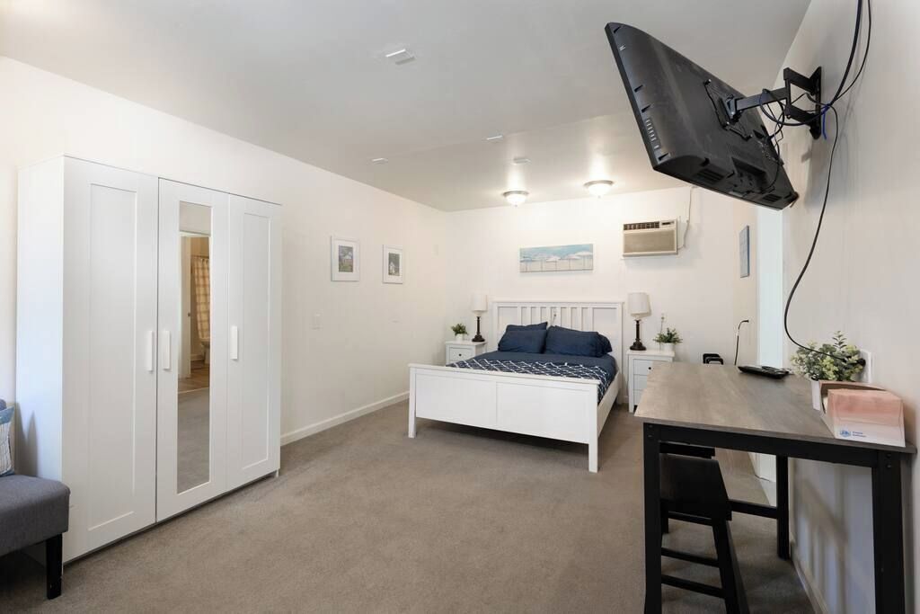 4 chambres, fer et planche à repasser, Wi-Fi gratuit, draps fournis