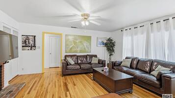 Smart TV, fireplace, video games, books