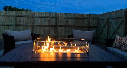 Luxury Stay w/Coffee Bar & Movie Room, 2 King Suites, Firepit — Black Hills View