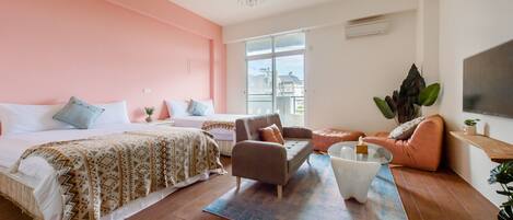 Chambre Quadruple, balcon | Wi-Fi gratuit