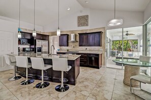 Fridge, microwave, oven, stovetop - Heated Pool & Spa! Gulf Access! Boat Dock & Great Outdoor Living! Over $125 of Free Daily Activities (Cape Coral)