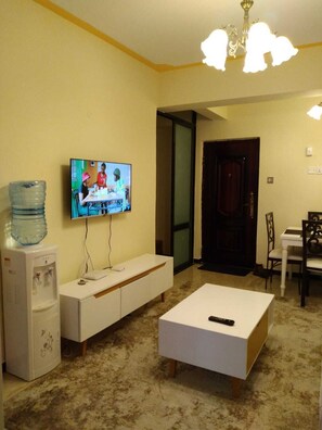 Living area - Stay.Plus Hurlingham Business Apartment (Nairobi)