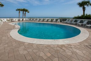 Unclassified image, 4 of 49, button