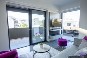 Smart-TV, Kamin, Stereoanlage