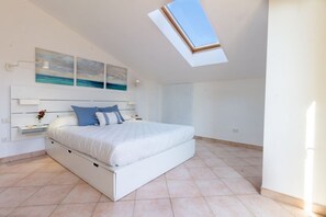 4 bedrooms, iron/ironing board, travel cot, WiFi - Villa Azzurra by All4sardinia  (Quartu Sant'Elena)