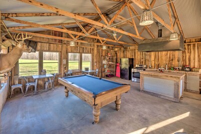 Quaint 'Lakeside' Cabin w/ Pond & Fire Pit!