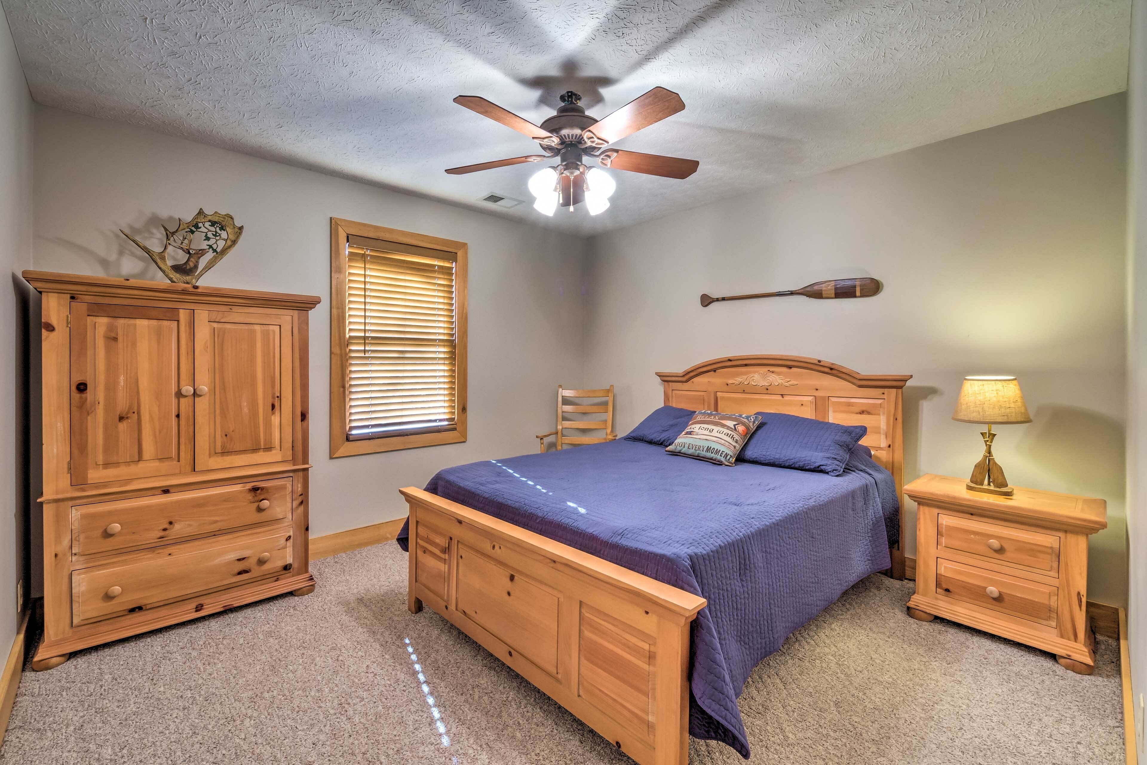 2 bedrooms, internet, bed sheets