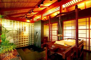 Salle de soins pour les couples, sauna, spa, bain de vapeur
