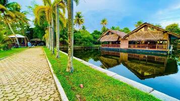 Luxury Double Room, 1 King Bed, Private Pool, Lake View | Lake view