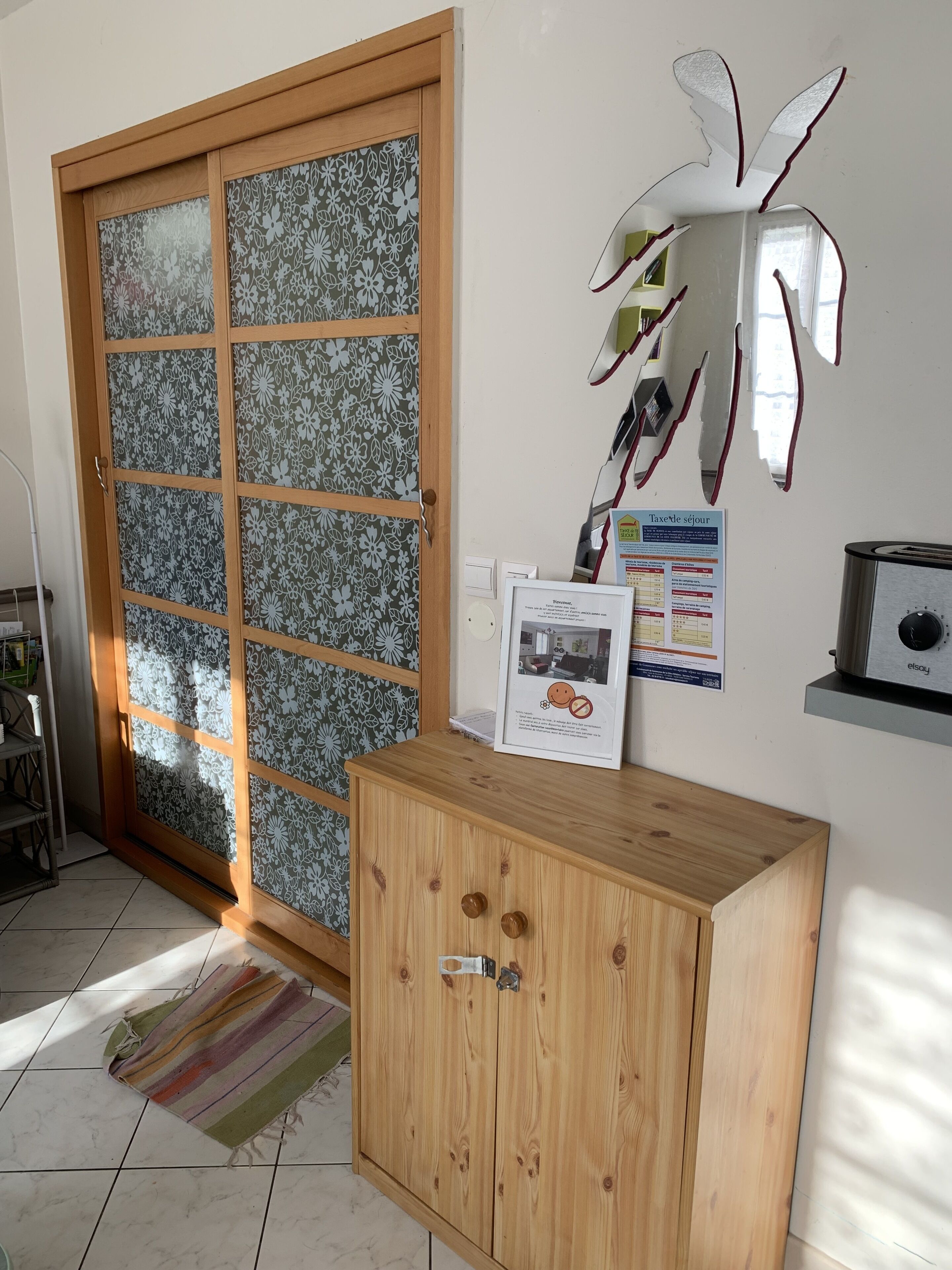 Bright studio close to the city center and 200 m from the sea