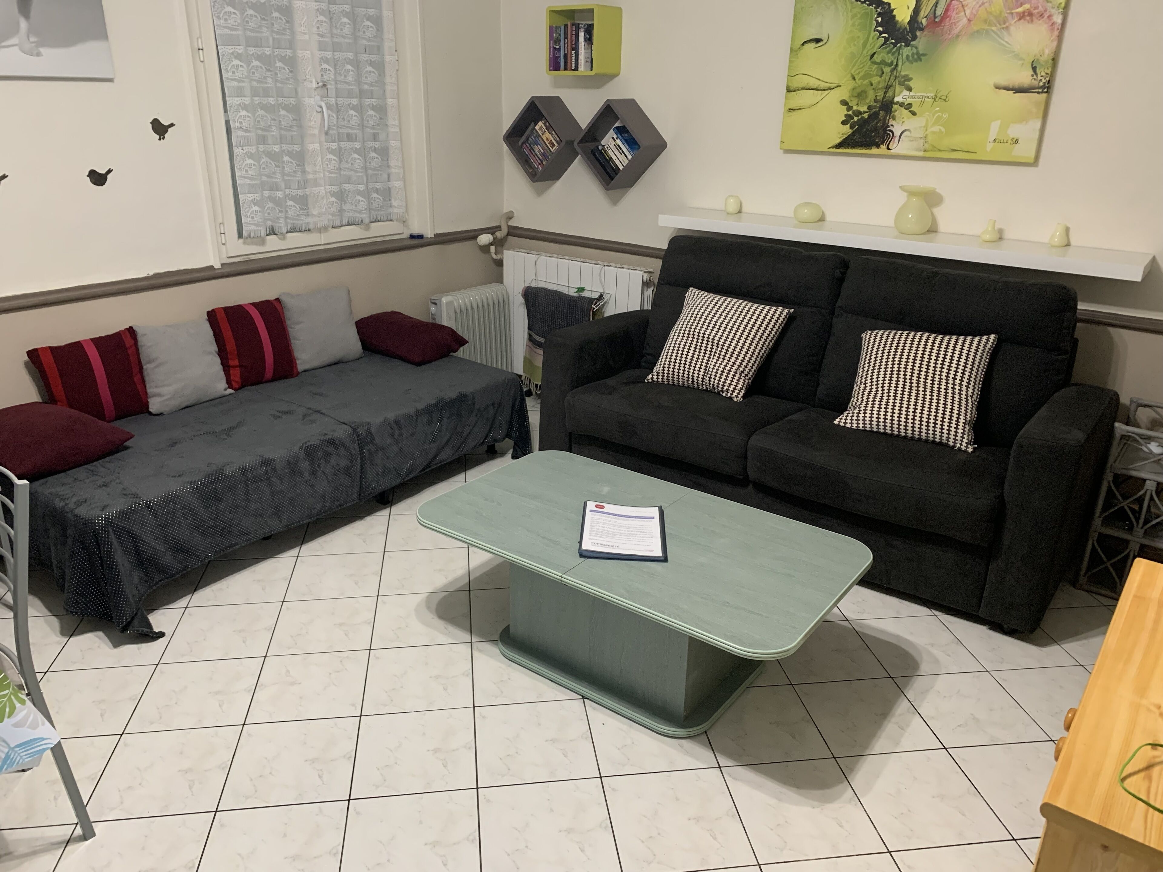 Bright studio close to the city center and 200 m from the sea