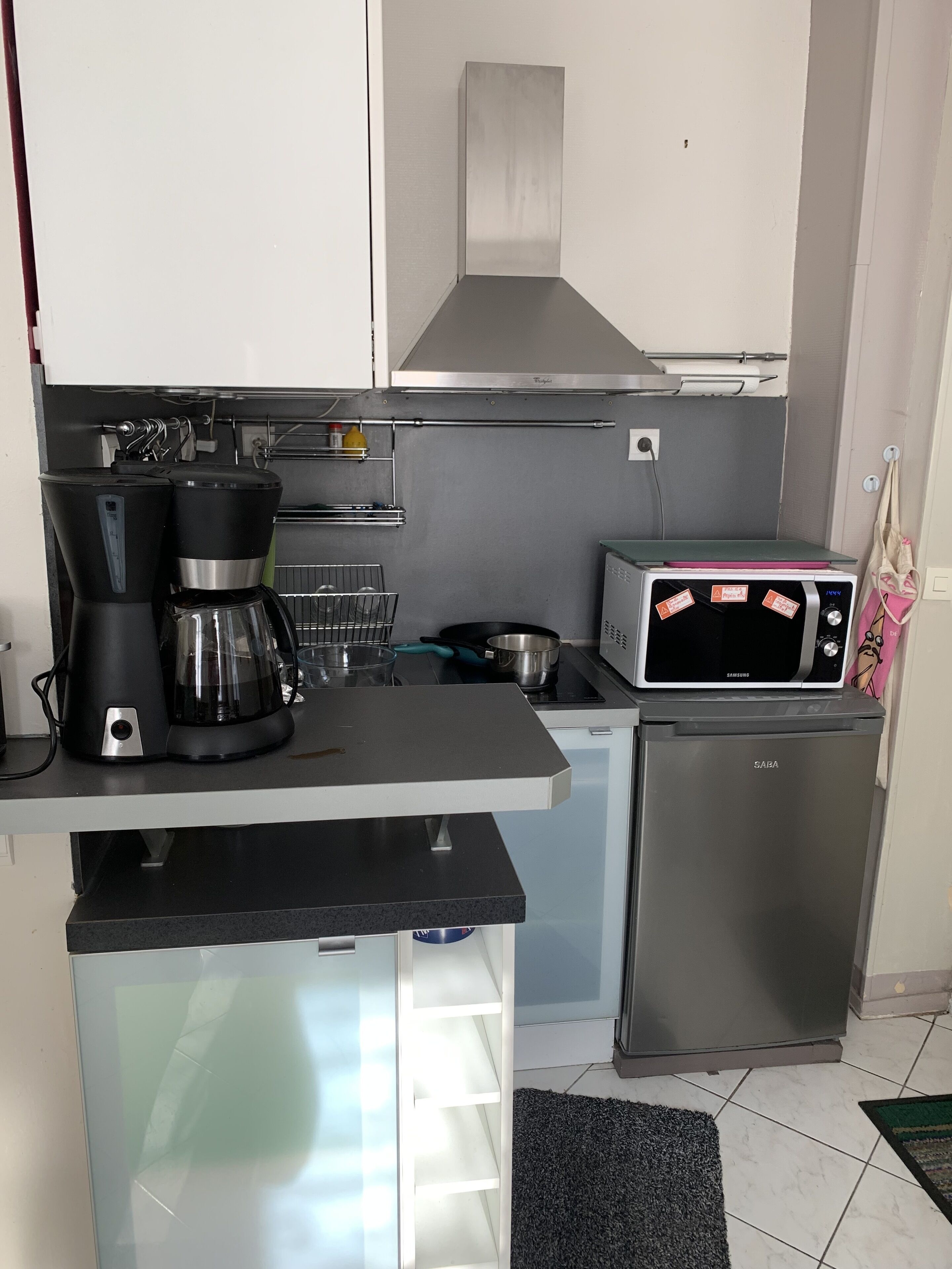 Bright studio close to the city center and 200 m from the sea