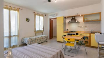 1 makuuhuone, ilmainen Wi-Fi, vuodevaatteet