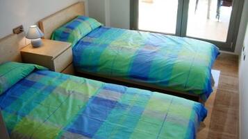 3 Schlafzimmer, Bügeleisen/Bügelbrett, kostenloses WLAN, Bettwäsche