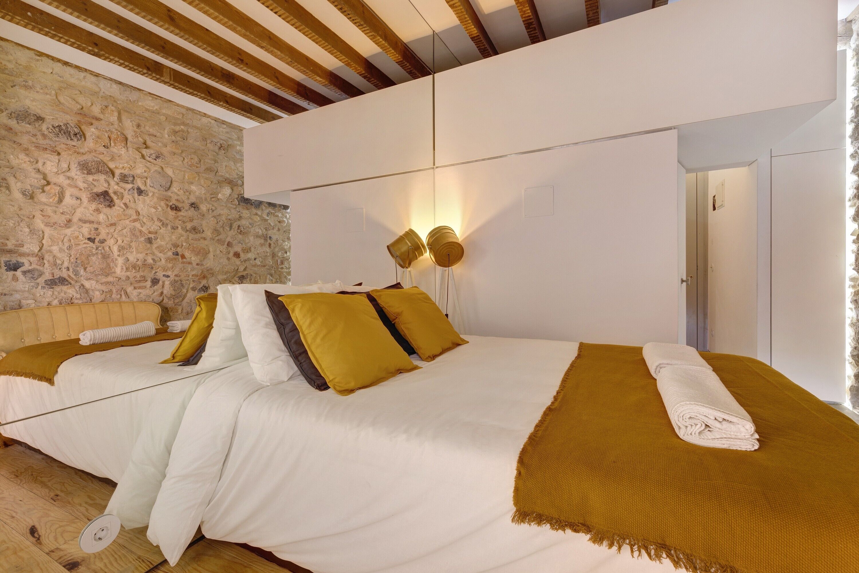 1 chambre, fer et planche à repasser, Wi-Fi gratuit, draps fournis