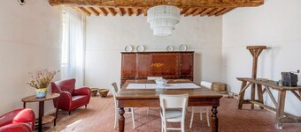 Holiday Home 'Corte Croce' with Private Garden, Wi-Fi and Air Conditioning