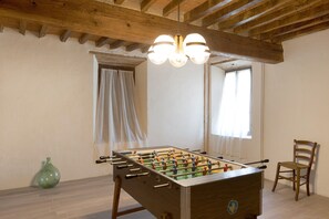 Spielezimmer