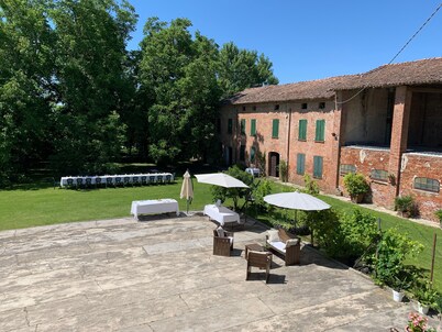 Holiday Home 'Corte Croce' with Private Garden, Wi-Fi and Air Conditioning