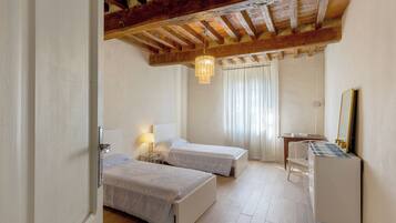 3 sovrum, gratis wi-fi och sängkläder